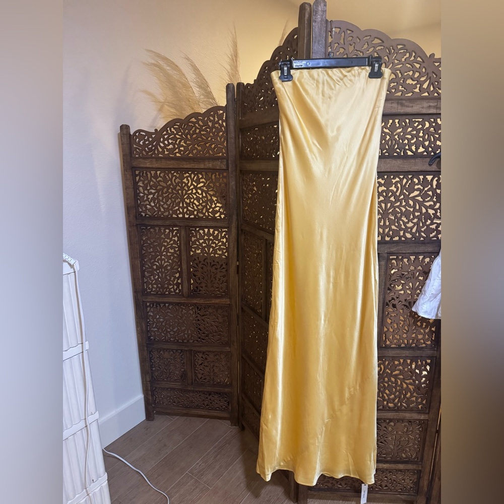 NEW NWT Reformation Oren 100% Silk Strapless Maxi Dress - Picture 3 of 4